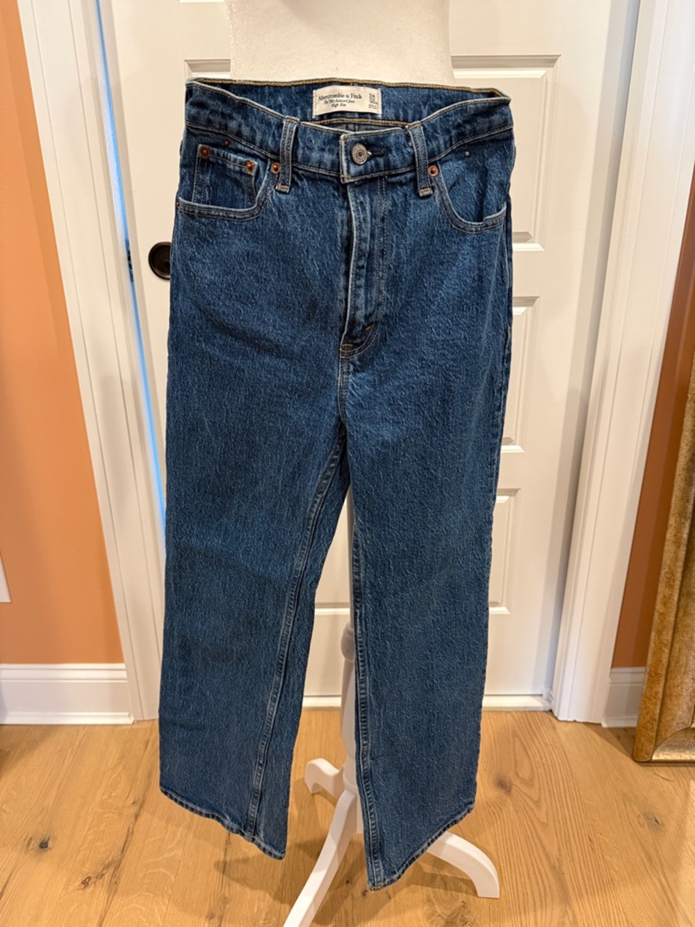 Abercrombie The 90s Relaxed Jean High Rise 24xs